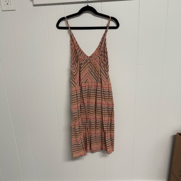 Self Contrast Striped Sundress - Picture 2 of 4
